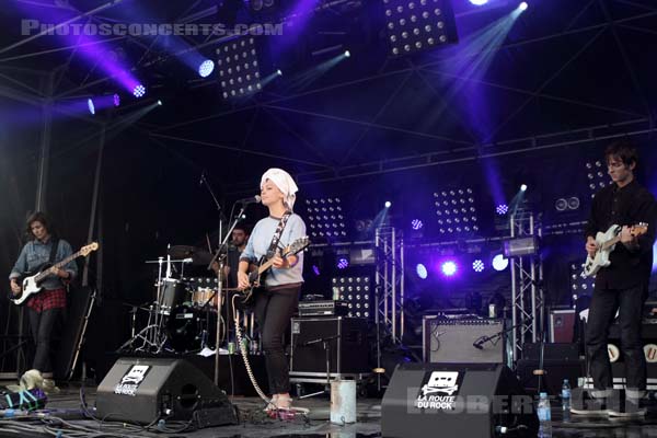 ANGEL OLSEN - 2014-08-14 - SAINT MALO - Fort de St Pere - Scene des Remparts - 